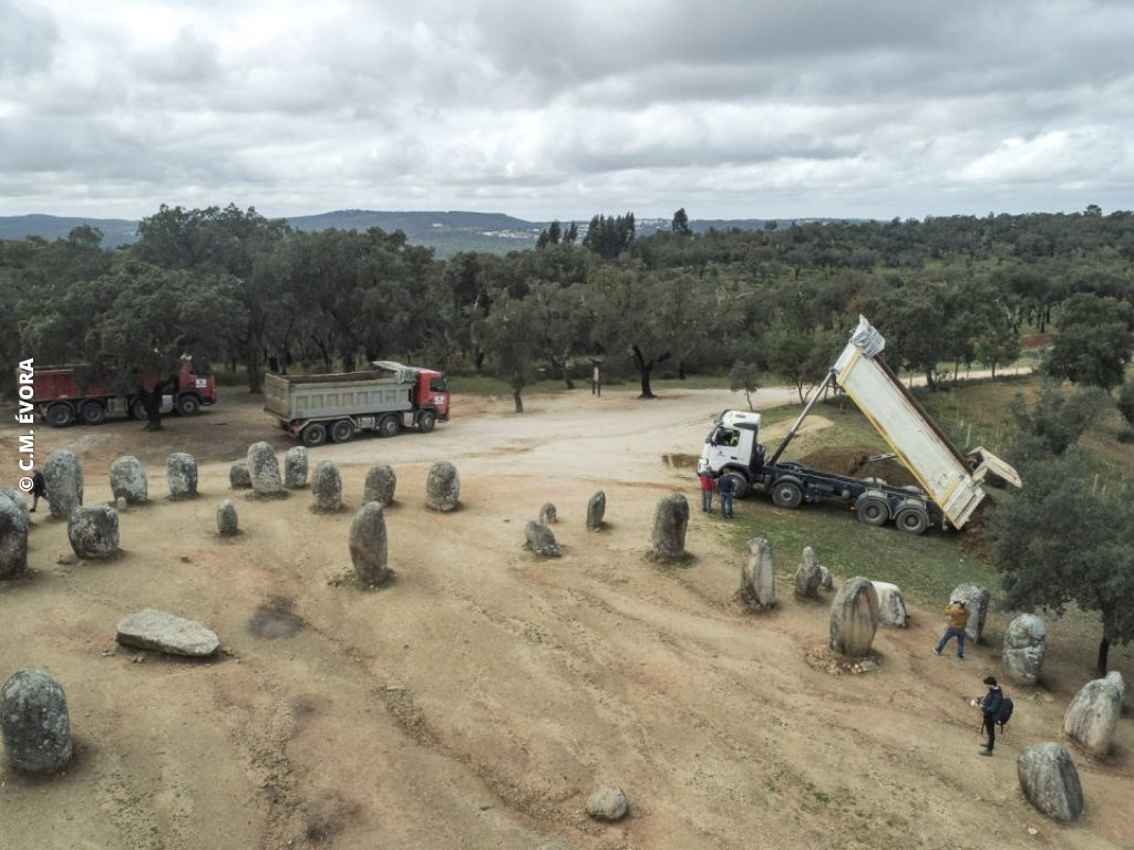 ÉVORA: CROMELEQUE DOS ALMENDRES PASSA POR TRABALHOS DE CONSERVAÇÃO E VALORIZAÇÃO