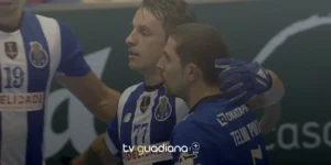 VANTAGEM DO FC PORTO SOBRE O SPORTING NAS MEIAS-FINAIS DO CAMPEONATO PLACARD DE HOQUEI EM PATINS