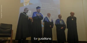 CARLOS QUEIROZ RECEBE DOUTORAMENTO HONORIS CAUSA COM ELOGIOS DE GIANNI INFANTINO