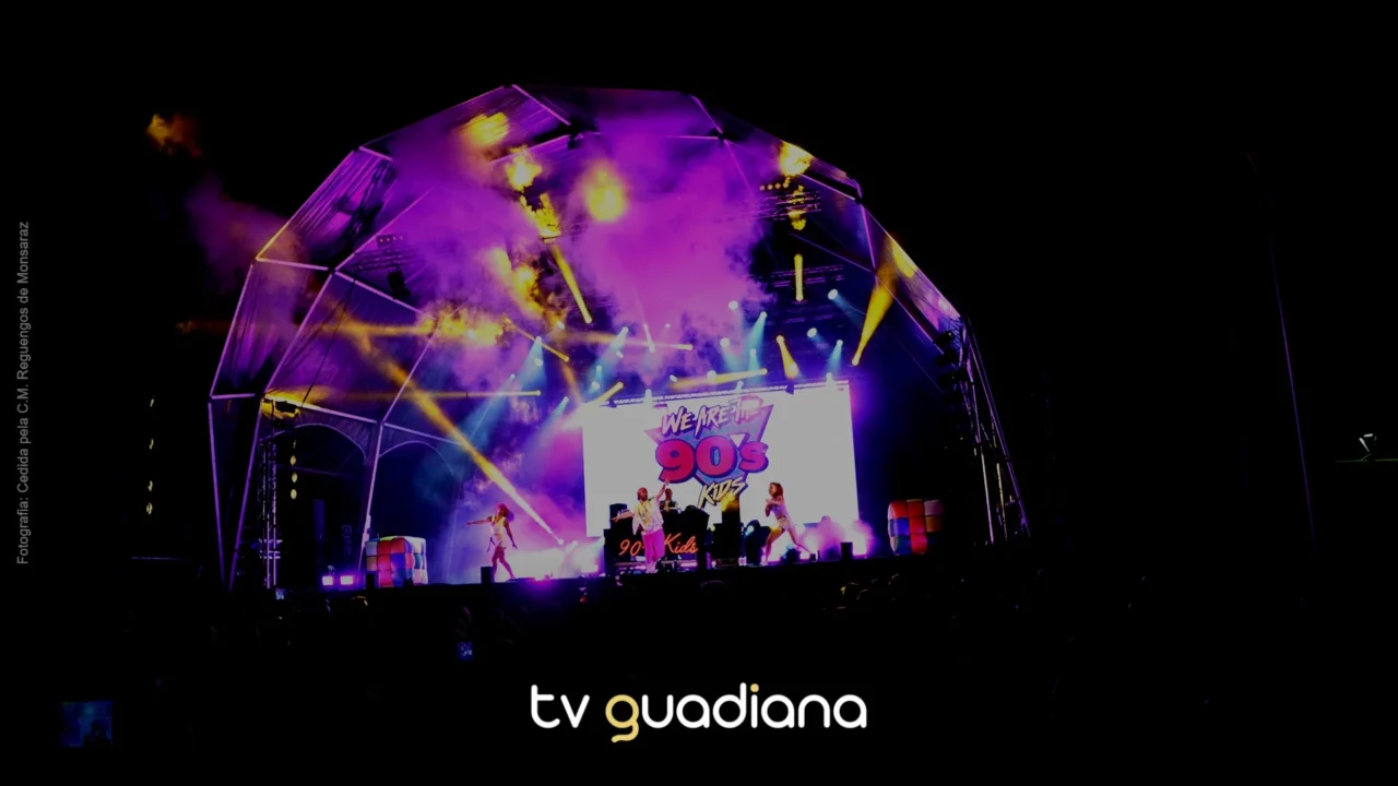 Reguengos de Monsaraz prepara uma passagem de ano nostálgica com a festa "We Are The 90's Show", fogo de artifício e DJ Moreno. Saiba tudo. https://tvguadiana.pt/?p=108435 Passagem de ano